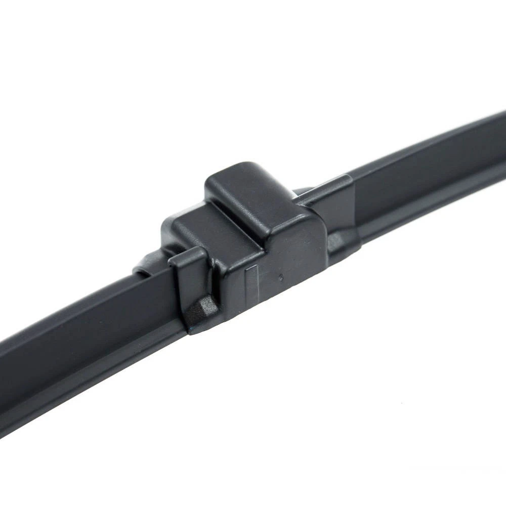 Vorne Scheibenwischer Oximo Silicone OEM für Mercedes C-Klasse W204 Limousine 12.2008-12.2012 mit Seitenadapter