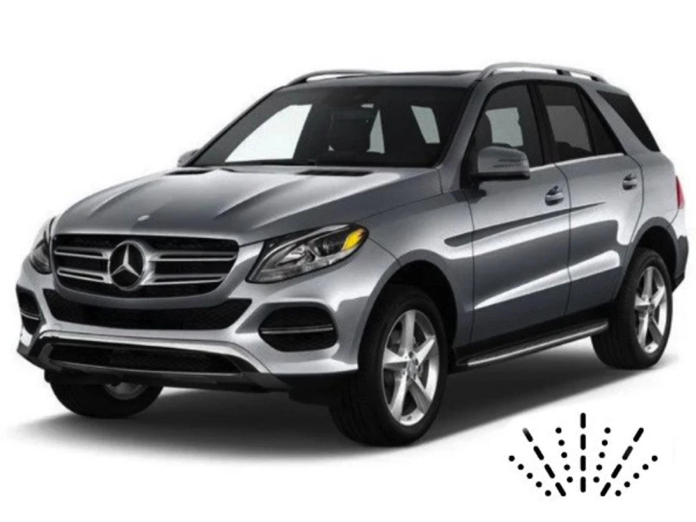 Mercedes GLE-Klasse W166 SUV mit Dusen am Wischerblatt Scheibenwischer